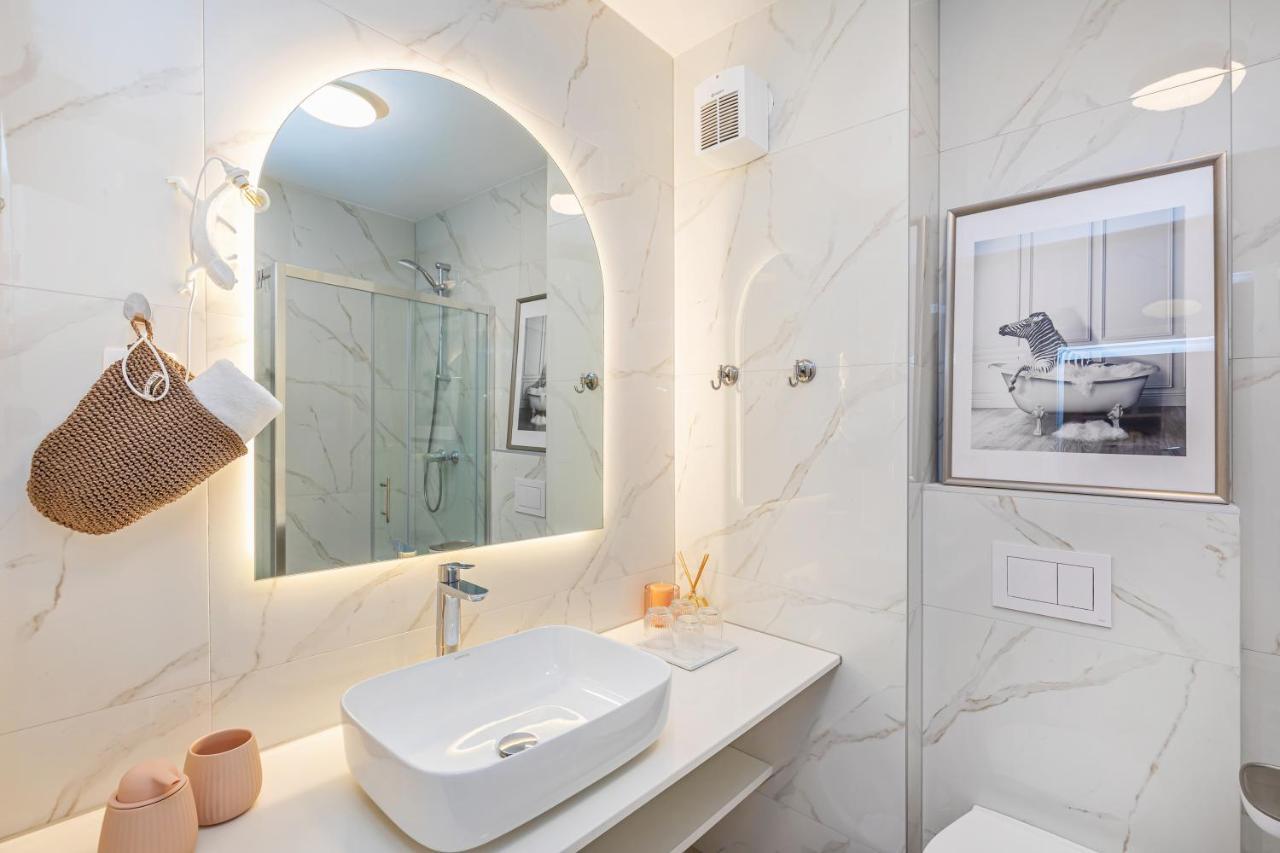 Sunny Lol Port Apartments In The City Centre 杜布罗夫尼克 外观 照片
