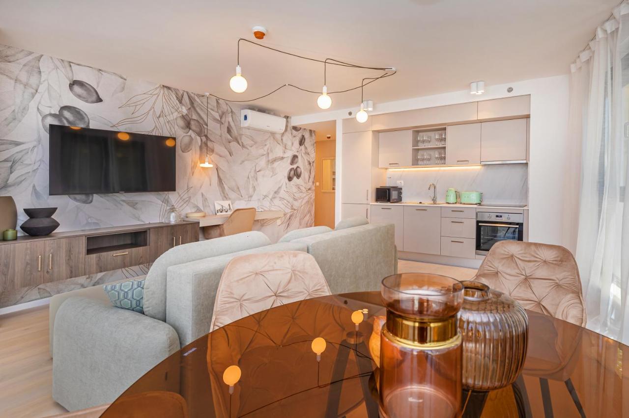 Sunny Lol Port Apartments In The City Centre 杜布罗夫尼克 外观 照片